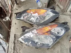 Headlamp Nissan Altima