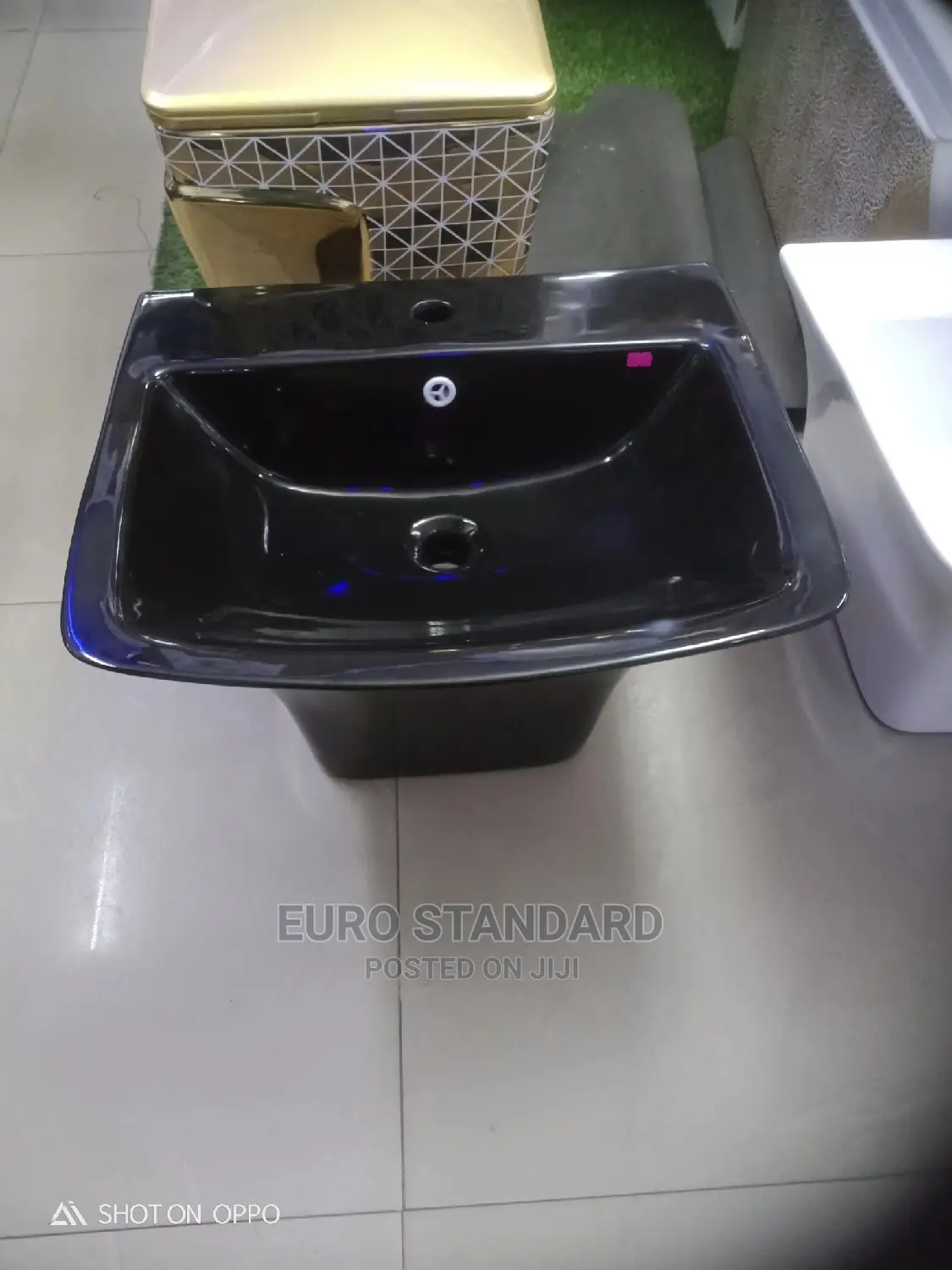 Hanging Pedestal Basin