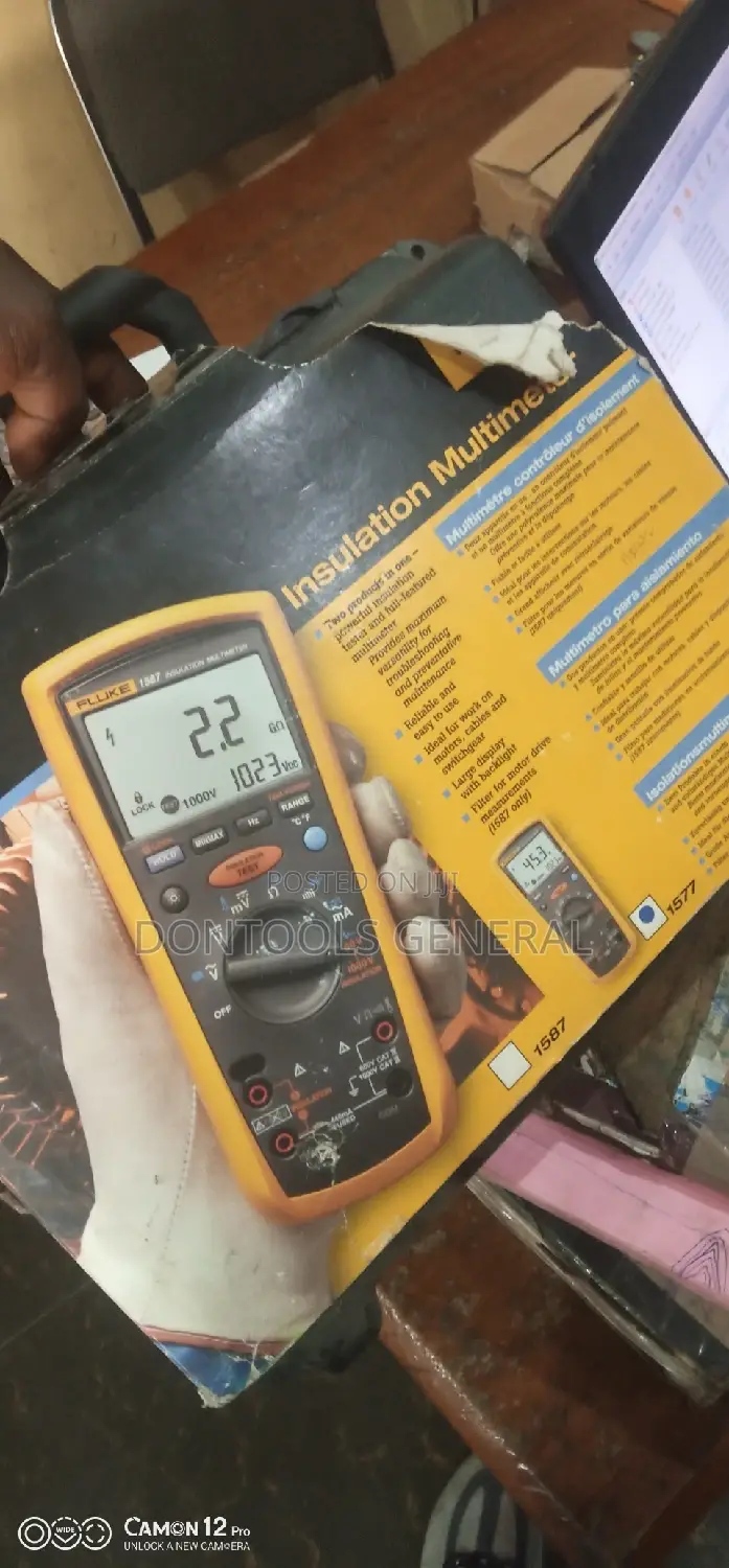 Fluke 1587 Insulation Multimeter,LCD Display