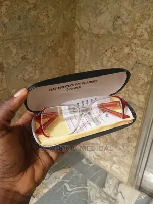 Premium Wraps – Medical Protective Eyewear