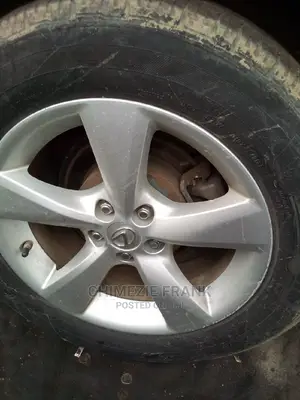 Alloy Rim and Tire Lexus RX 350 2010 Model
