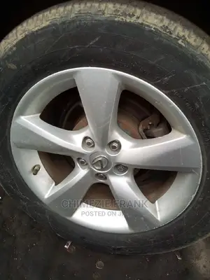 Alloy Rim and Tire Lexus RX 350 2010 Model