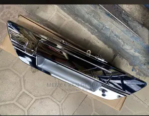 Boot Opener Hilux 2018