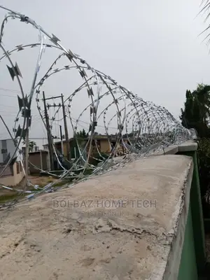Razor Barb-Wire; Maximum Security