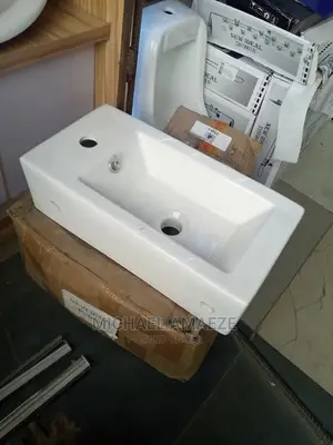 Navero Wash Hand Basin
