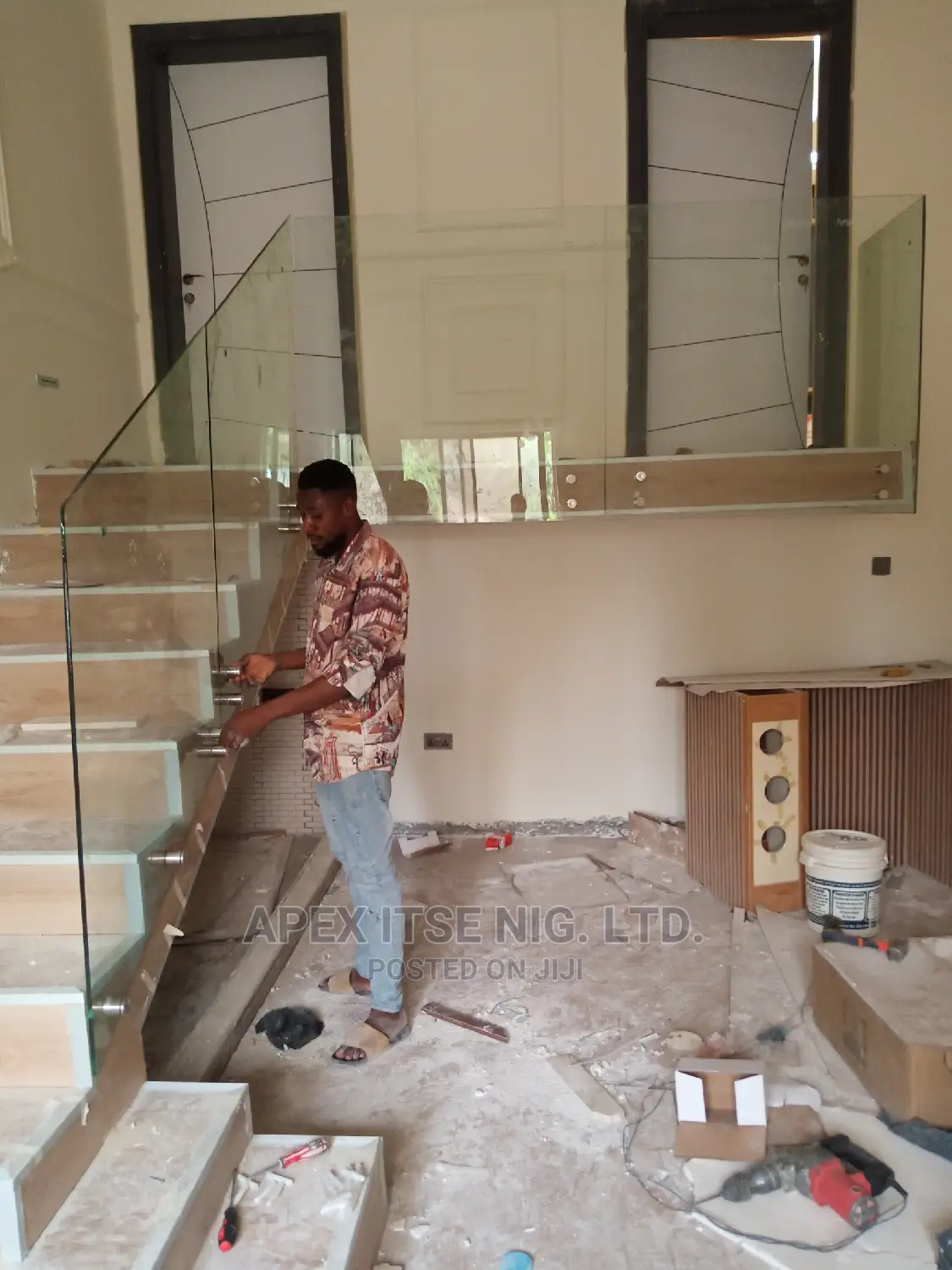 Framless Glass Staircase Zn