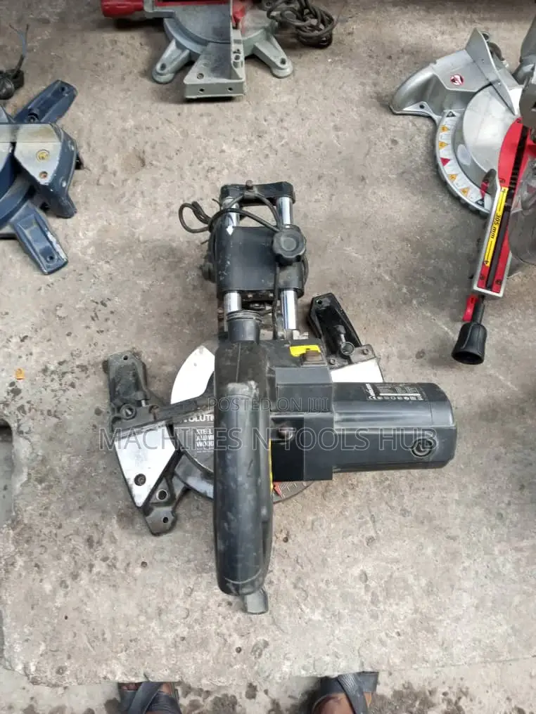 Axminster Mitre Saw