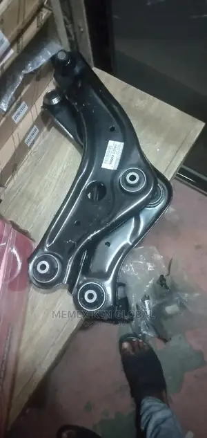 Lower Arm Nissan Xtrial 2015