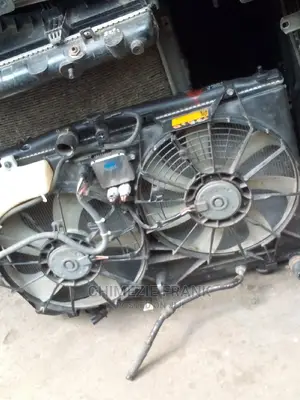 Radiator Toyota Sienna 2012 Model