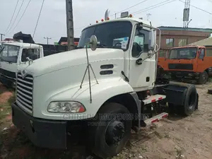 Mack Vision Single Axisel Automatic