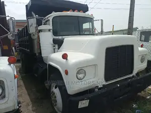 Mack Dumpr R Model