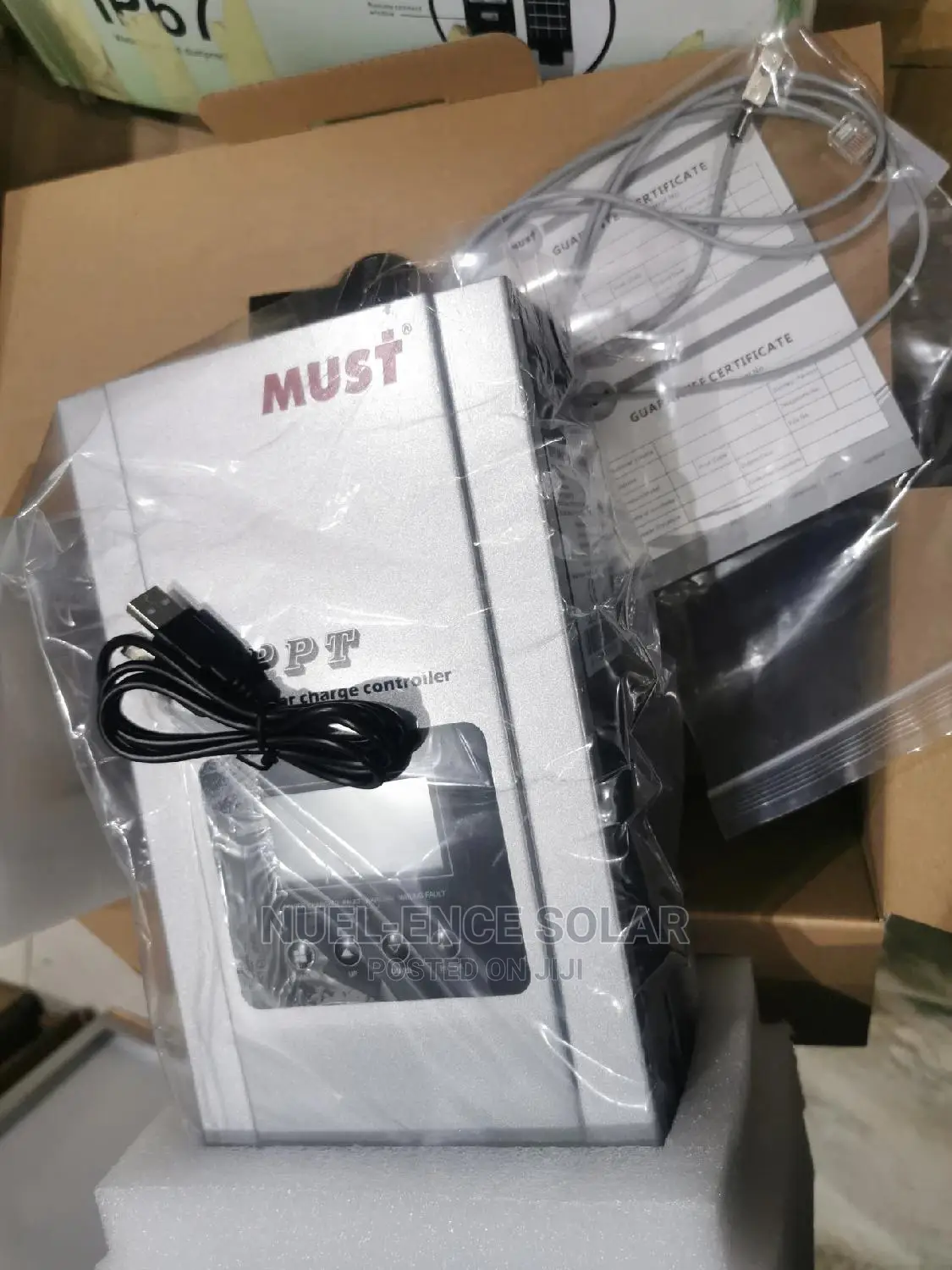 80ah MPPT Must Charger Controller