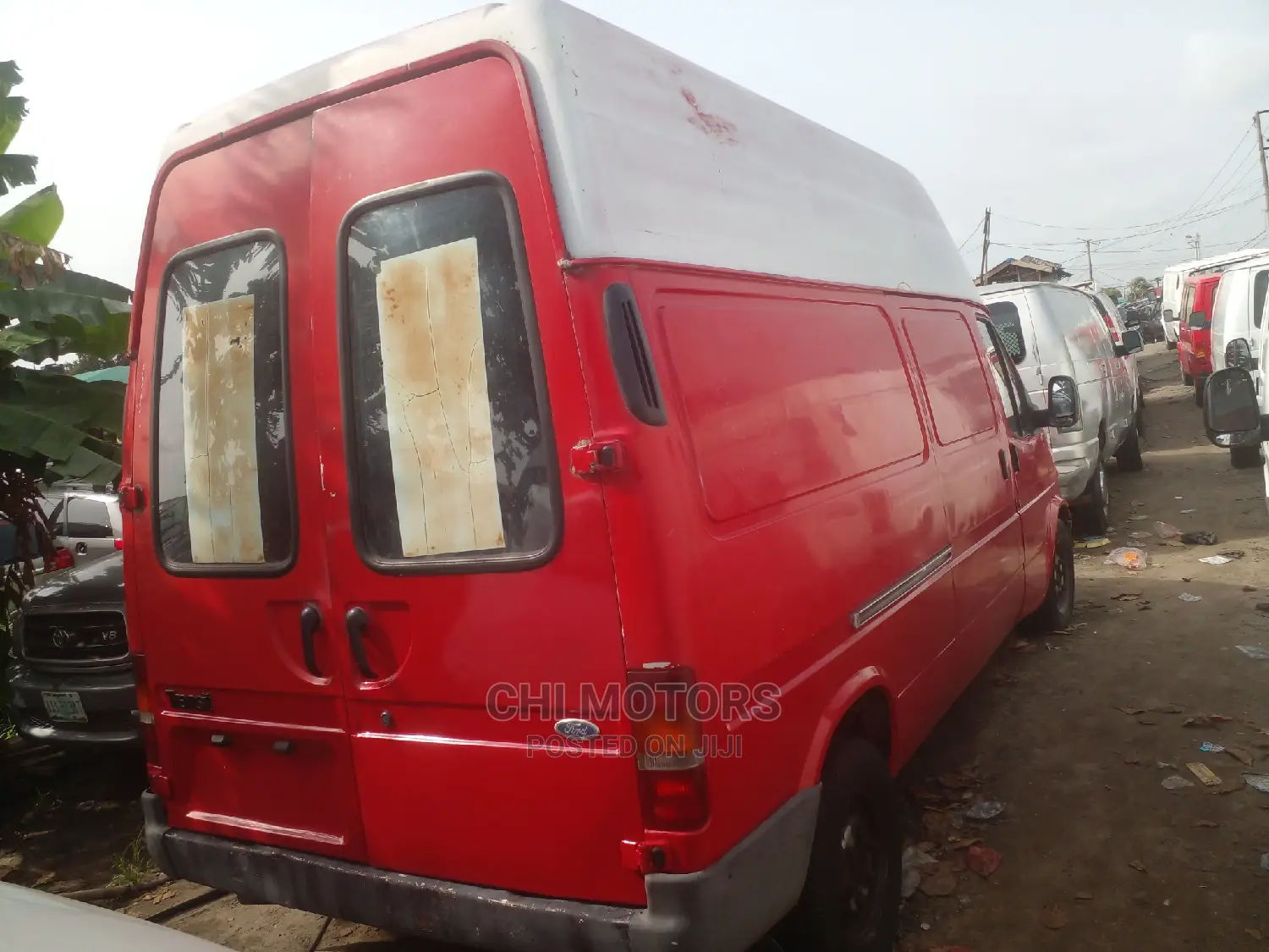 Ford Transit 2004 Red
