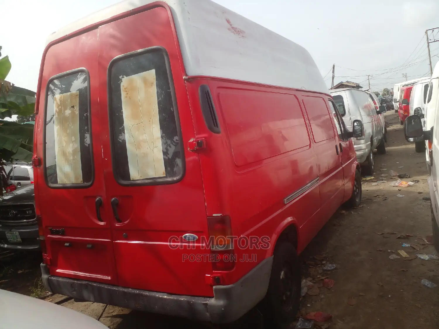 Ford Transit 2004 Red