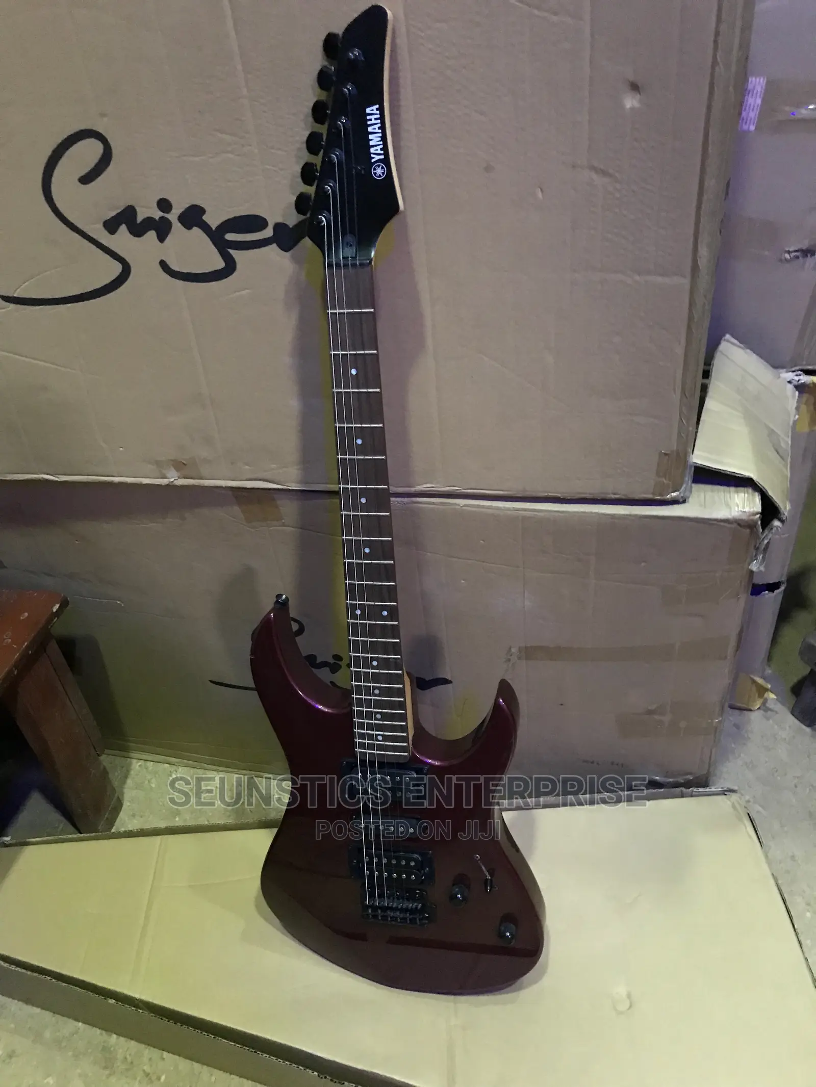 Yamaha RGX 121S Electric Guitar