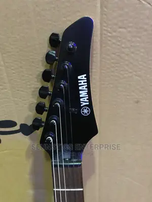 Yamaha RGX 121S Electric Guitar