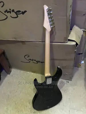 Professional Yamaha Lead Guitar