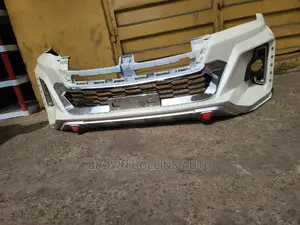Front Bumper Hilux 2019 TRD
