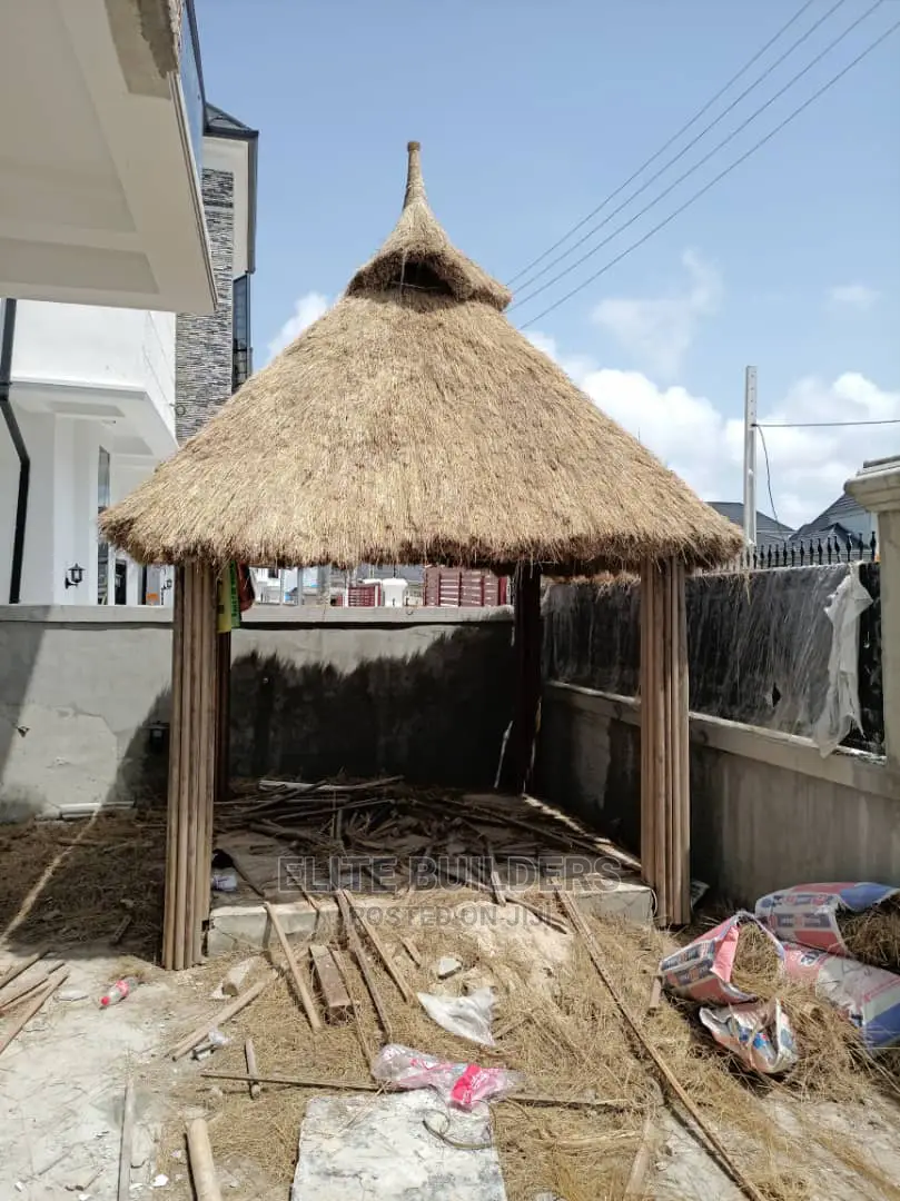 Portable Gazebo Hut