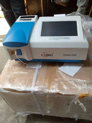 ICUBIO Semi Auto Chemistry Analyzer