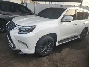 Lexus GX 2019 White