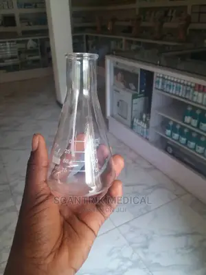 Approved Use Volumetric Flasks 150ml