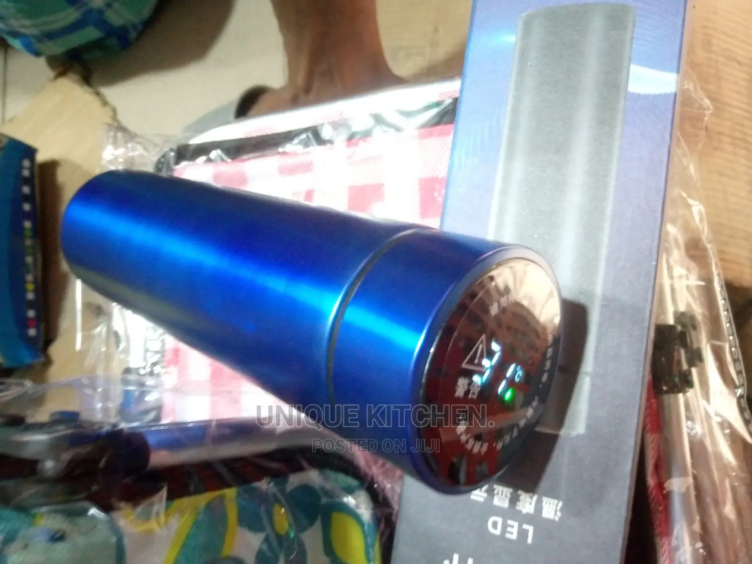 Temperature/Led Vacuum Water Flask