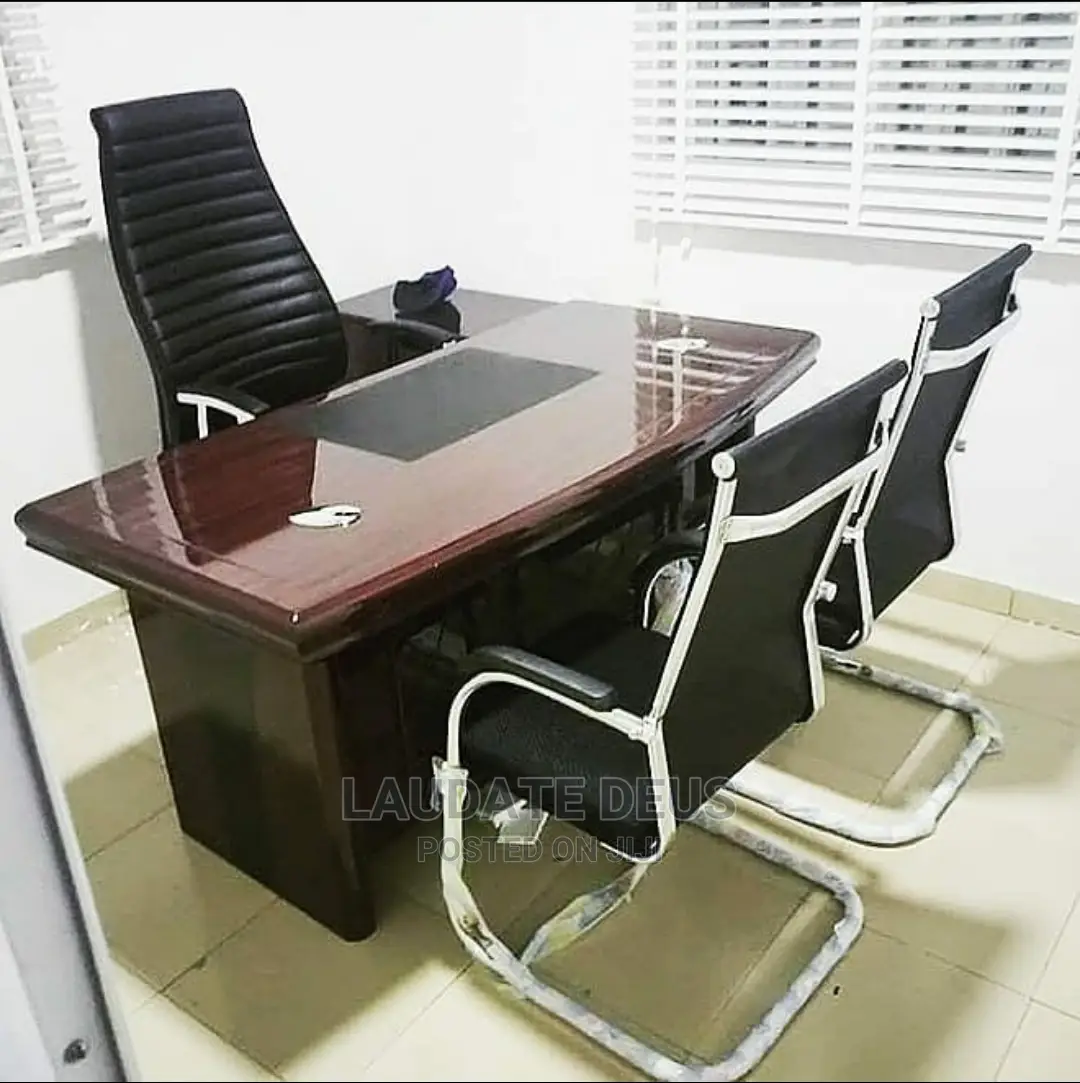 Executive Office Table With Extension. 1.6 Meter