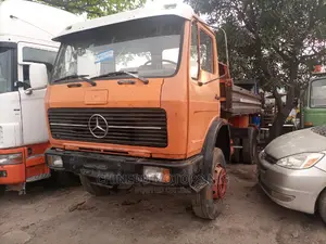 Mercedes Benz 1417 Auxiliary