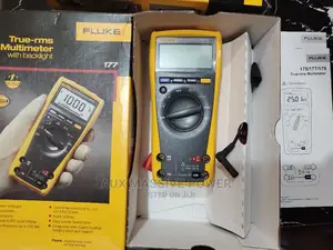 Fluke 177 Digital Multimeter
