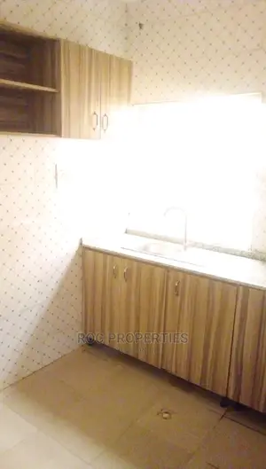 3bdrm Block of Flats in Durumi for rent