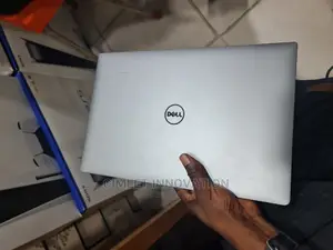 Laptop Dell Precision 5520 16GB Intel Core i7 SSD 512GB