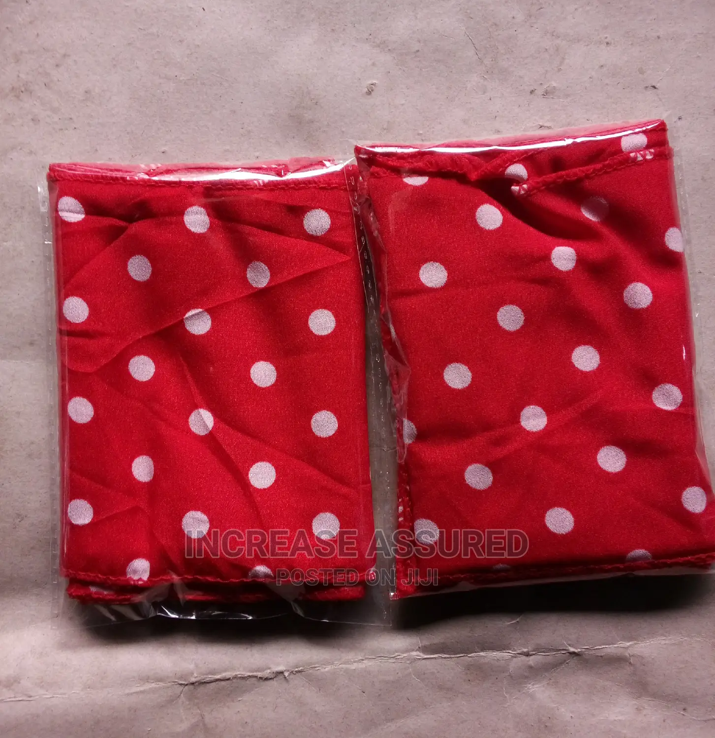 Polka dots Muffler for Official Use