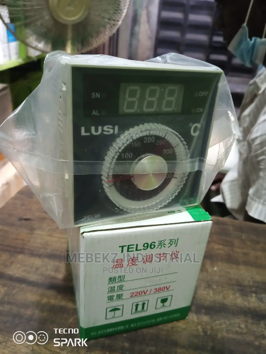 Lusi Oven Temperature Controller