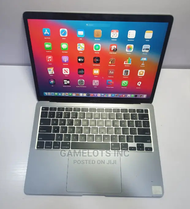 MacBookAir2020 i3 8GB 256GB Apple（Apple MacBook Air 2020 Review