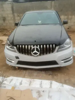 Front Bumper Mercedes Benz C300,Glk,E350,Ml350,Gle,Cla