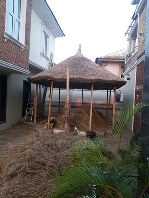 Wood Standing Bush Bar Gazebo Hut in Lagos