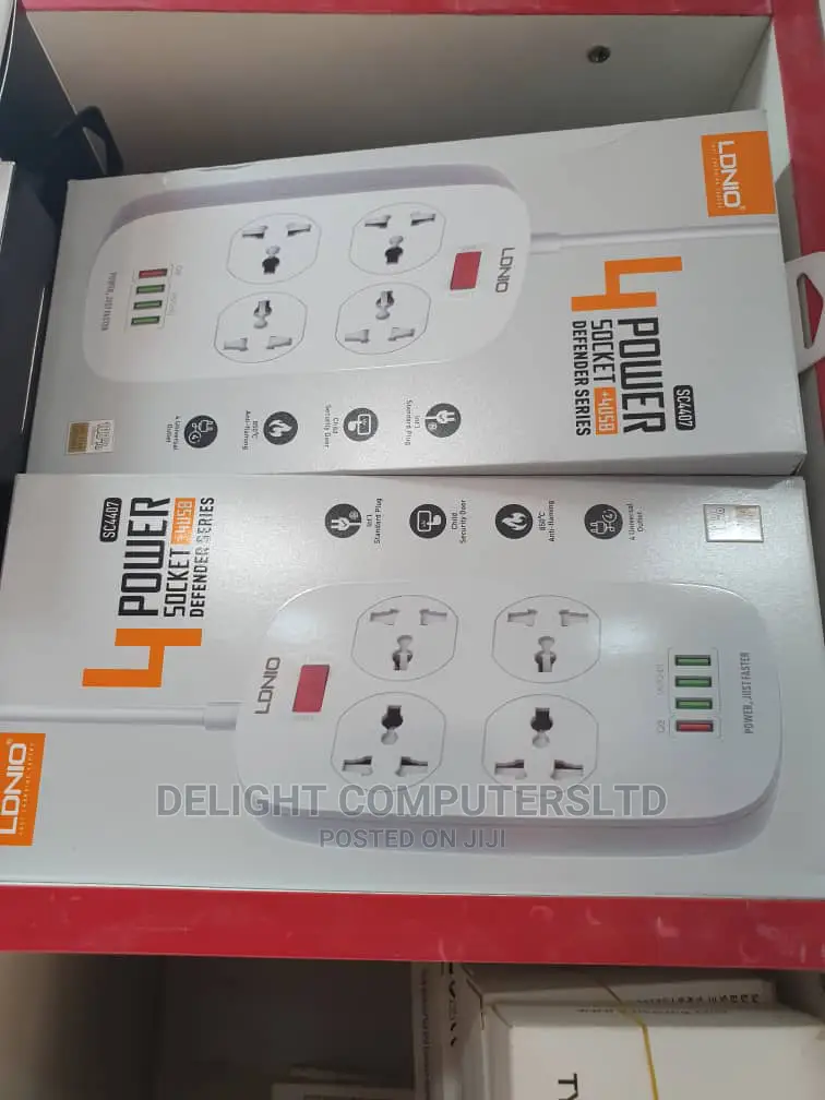 LDNIO 4 Socket Surge Protector + 4 USB Adapter