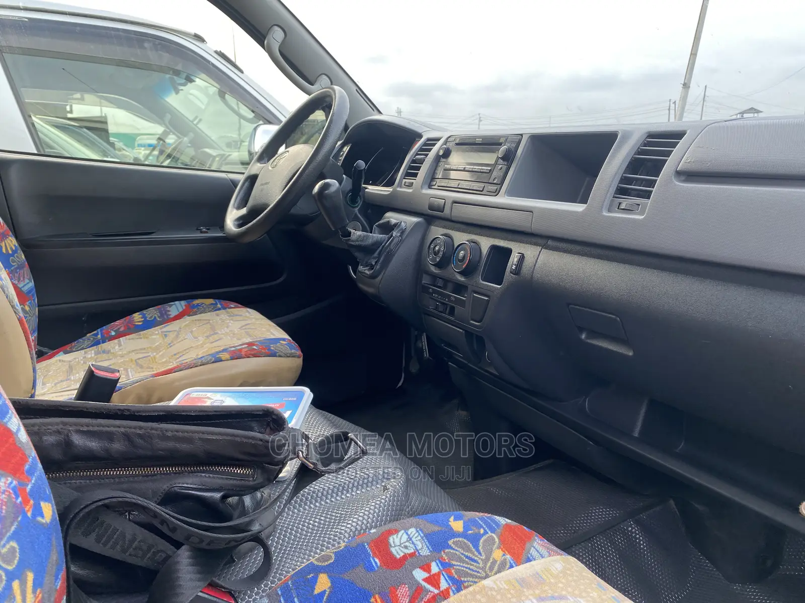 Toyota Grand HiAce 2015 White