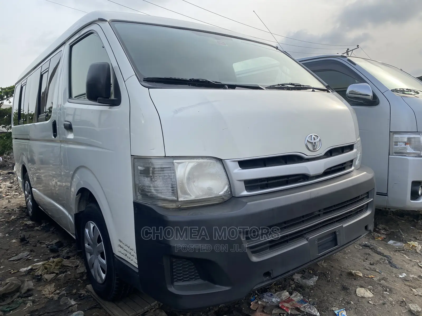Toyota Grand HiAce 2015 White