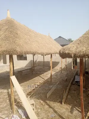 King Size Bush Bar Gazebo Hut