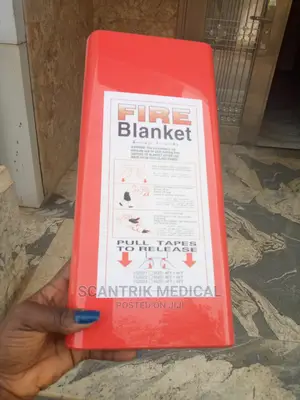 Thick Flame Retardant Fire Blanket