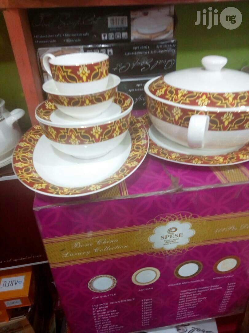 112 PCS Dinner Set High Qualit.