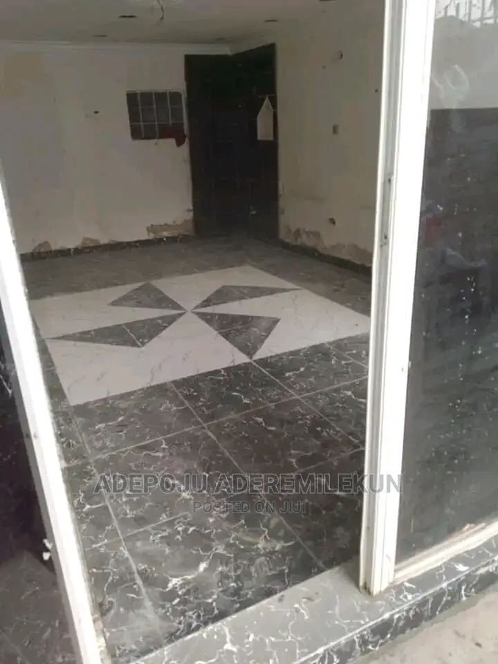 Tile Installation's Company