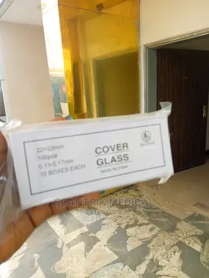 Cover Glass (Cover Slip), Size: 22mm * 22mm 0.13-0.17mm