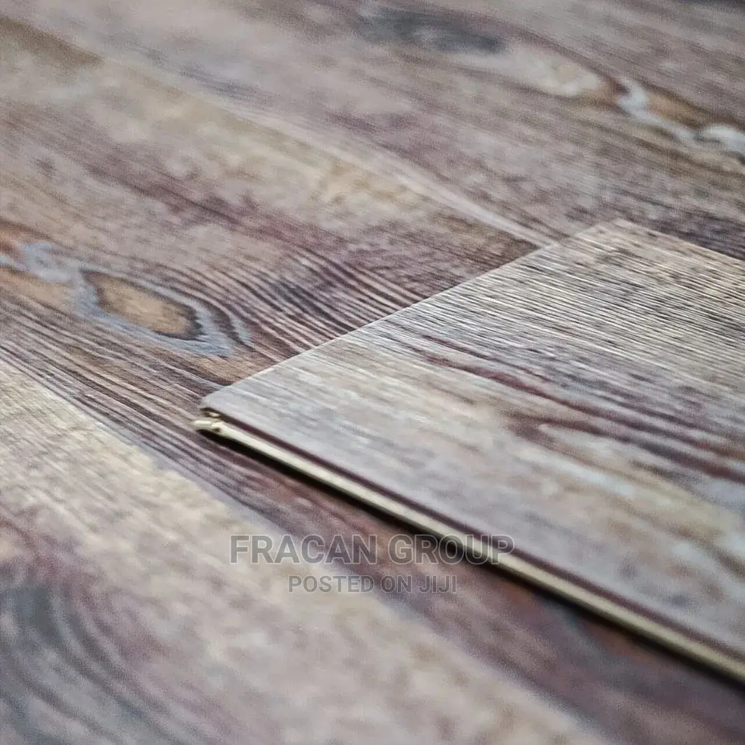 Laminate Wood Floors