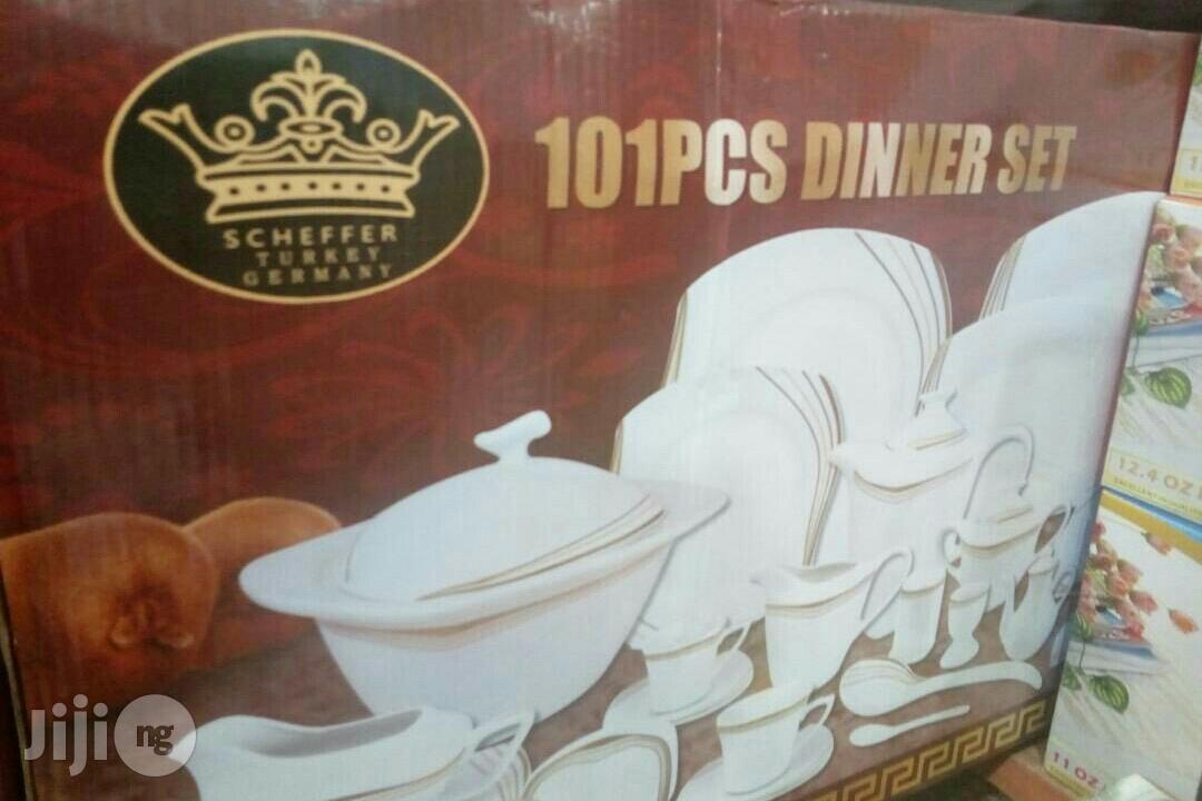 101pcs Dinner Set