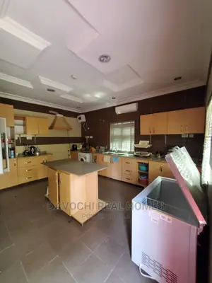 Luxury 4bedrooms Fully Detached Duplex
