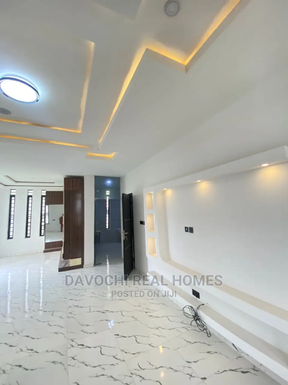 Luxury 4bedrooms Fully Detached Duplex