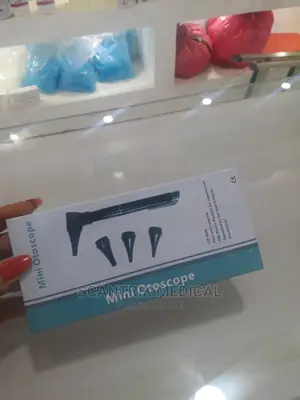 ENT Use Otoscope